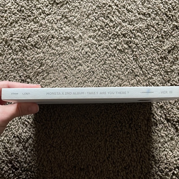 MONSTA X 2ND ALBUM: TAKE 1 ARE YOU THERE? Ver III - Picture 2 of 4